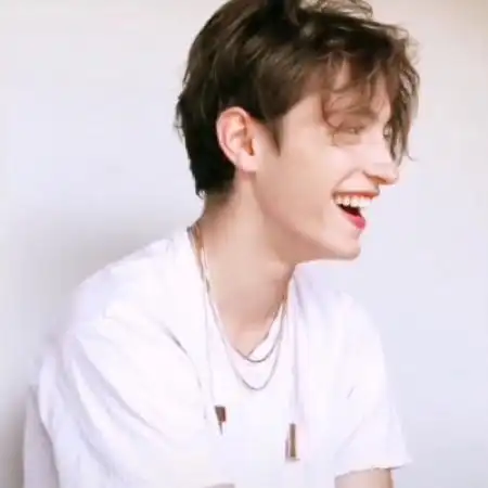 6686体育钻石作者Tessa